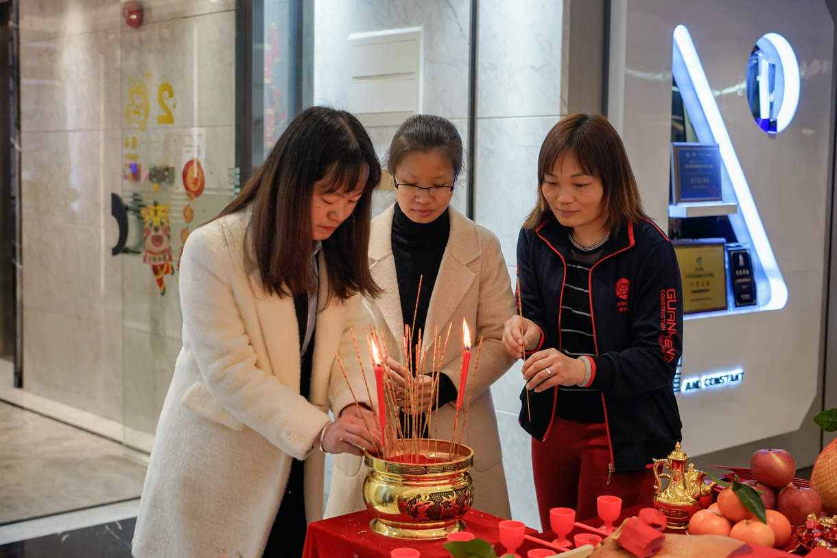 大年初十 冠恒建設(shè)開工大吉