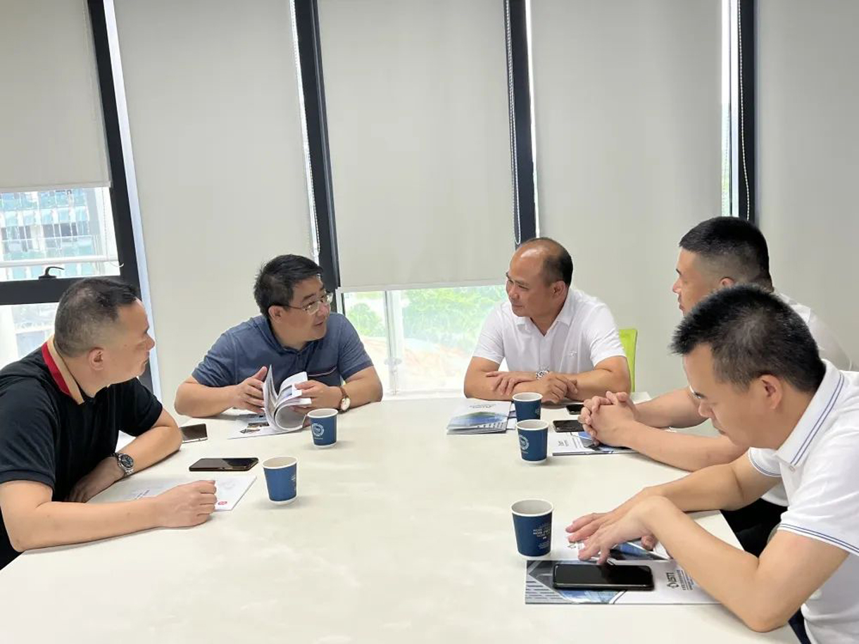 東莞理工科技創(chuàng)新研究院參觀學習