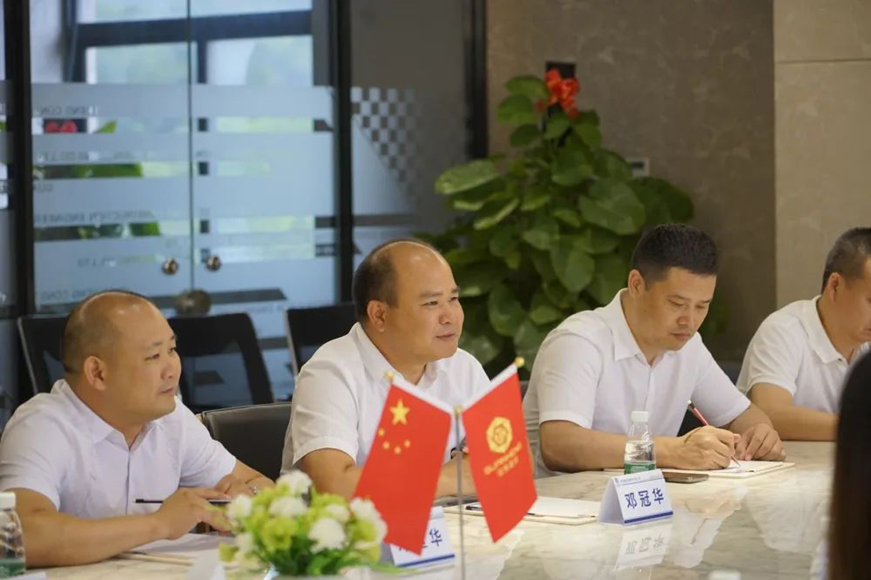 熱烈歡迎住建局領(lǐng)導(dǎo)蒞臨我司調(diào)研