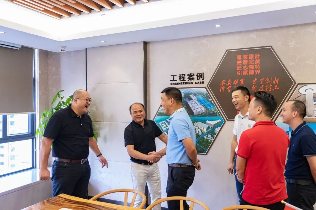 東莞市樟木頭鎮(zhèn)工商聯(lián)（商會）青年工作委員會蒞臨我司參觀指導(dǎo)！