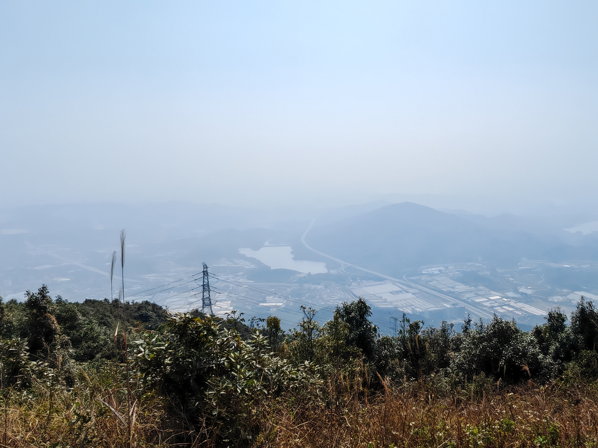 冠恒建設(shè)青委會(huì)，勇攀高峰迎新年！