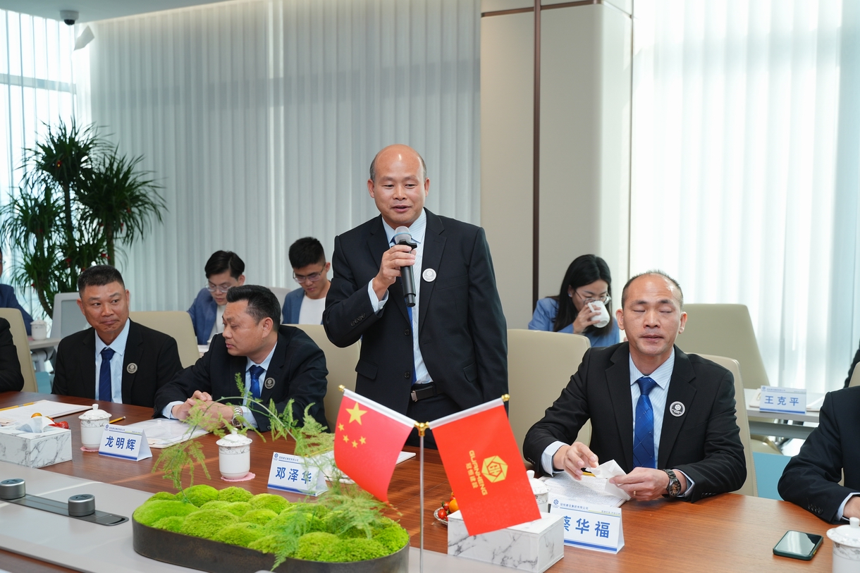 回首奮進(jìn)路，凝心啟征程。
